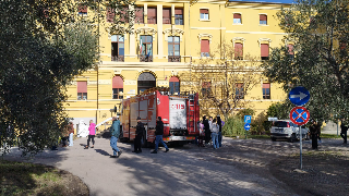 Ascoli Piceno - Forte odore di gas all’Istituto Agrario, scuola evacuata
